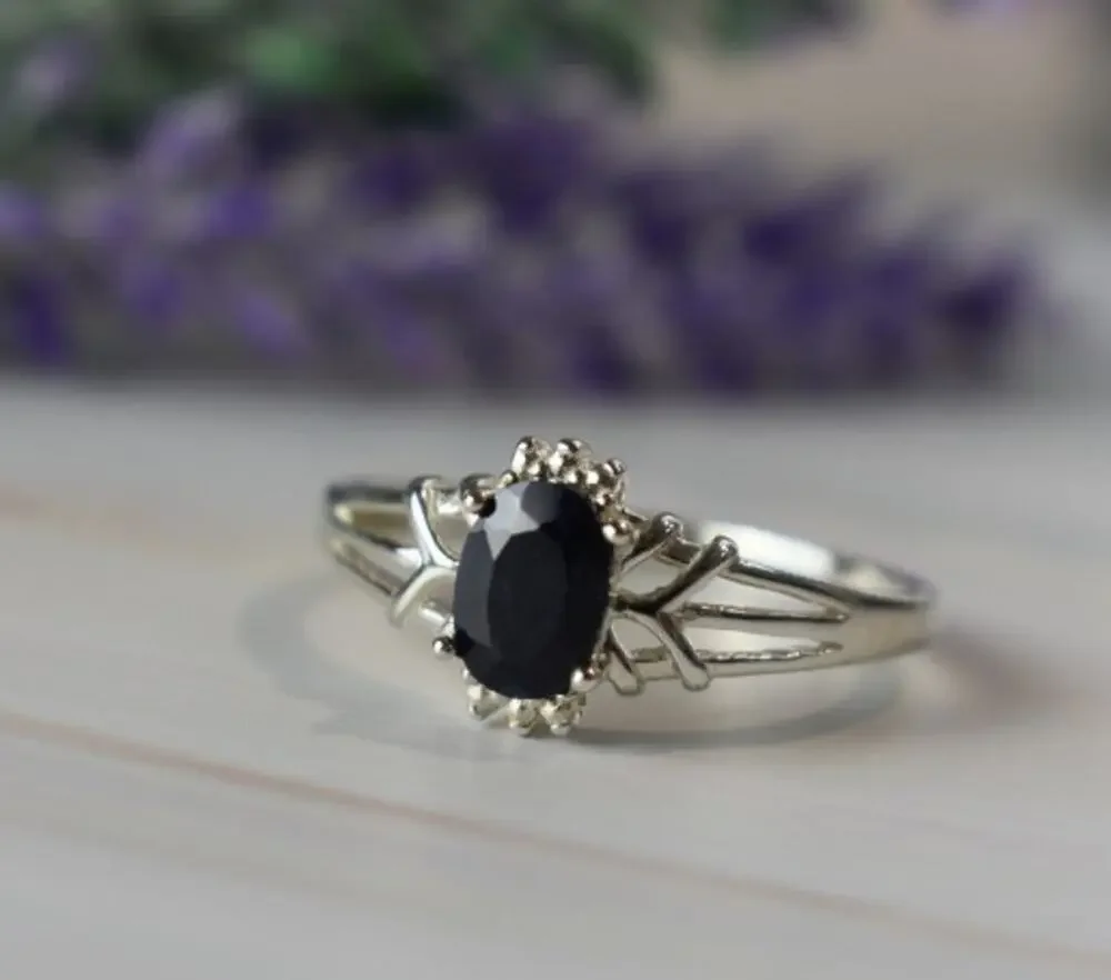 925 Sterling Silver Black Spinel Ring Size 10.25